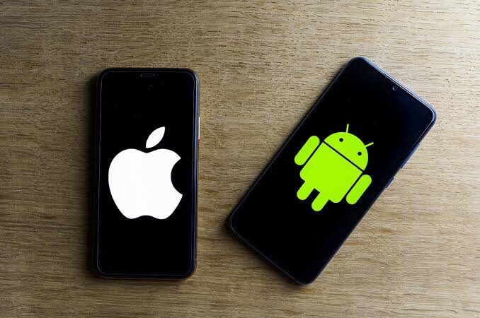 Five Reasons You Should Choose Android Phones Over iPhones